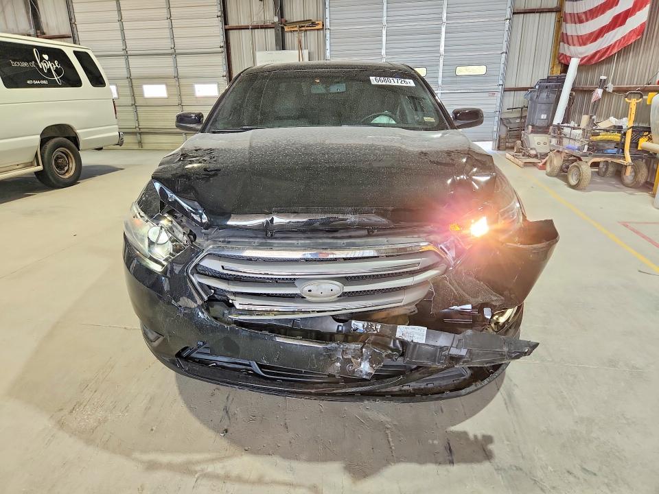 Снимка 5 от търг – 2015 FORD TAURUS с VIN 1FAHP2E82FG161092