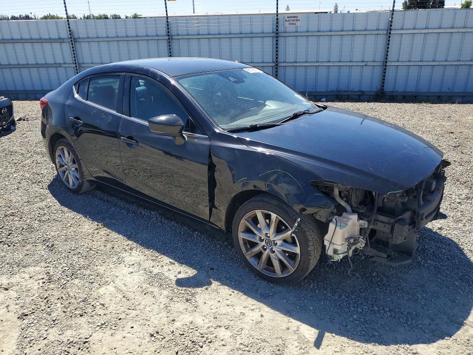 Photo 4 from auction – 2017 MAZDA 3 with VIN 3MZBN1V71HM110406