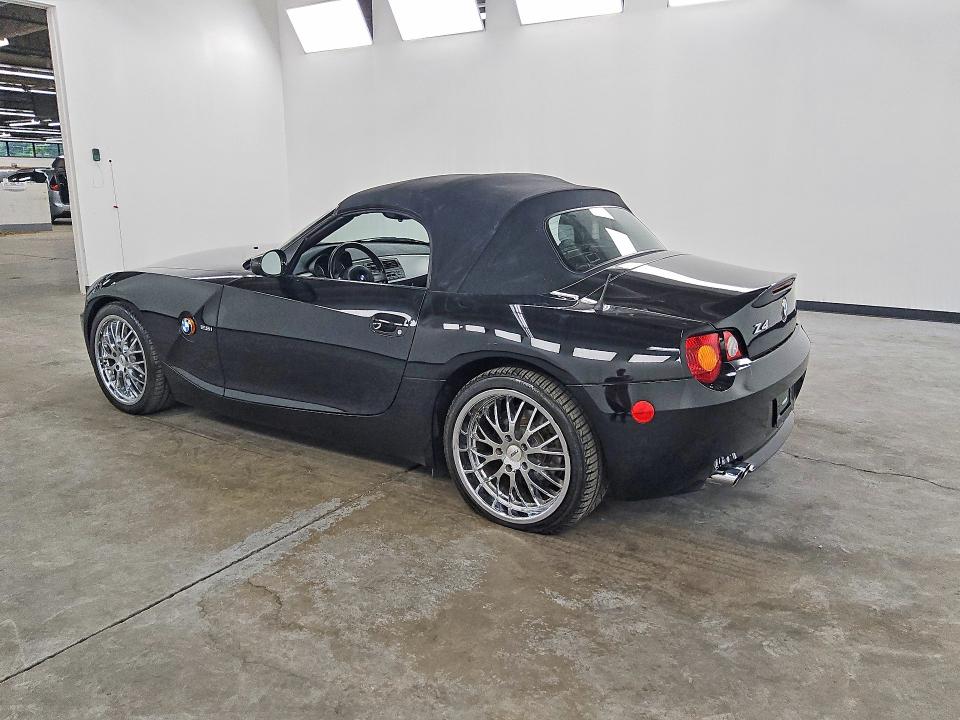 Photo 2 from auction – 2003 BMW Z4 with VIN 4USBT33483LR63659