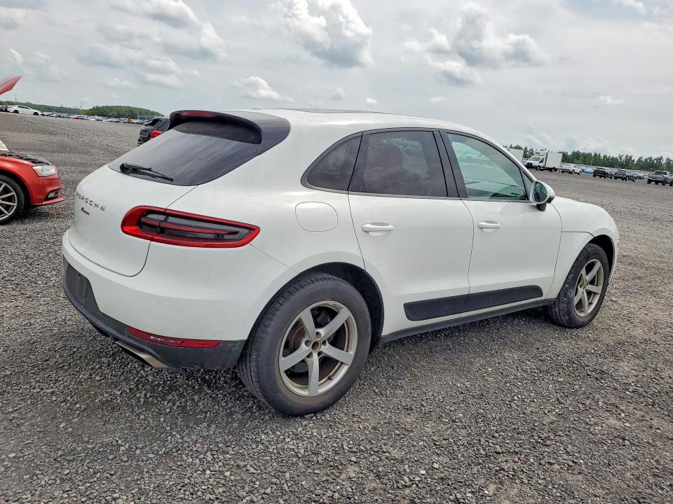Photo 3 from auction – 2018 PORSCHE MACAN with VIN WP1AA2A54JLB11351