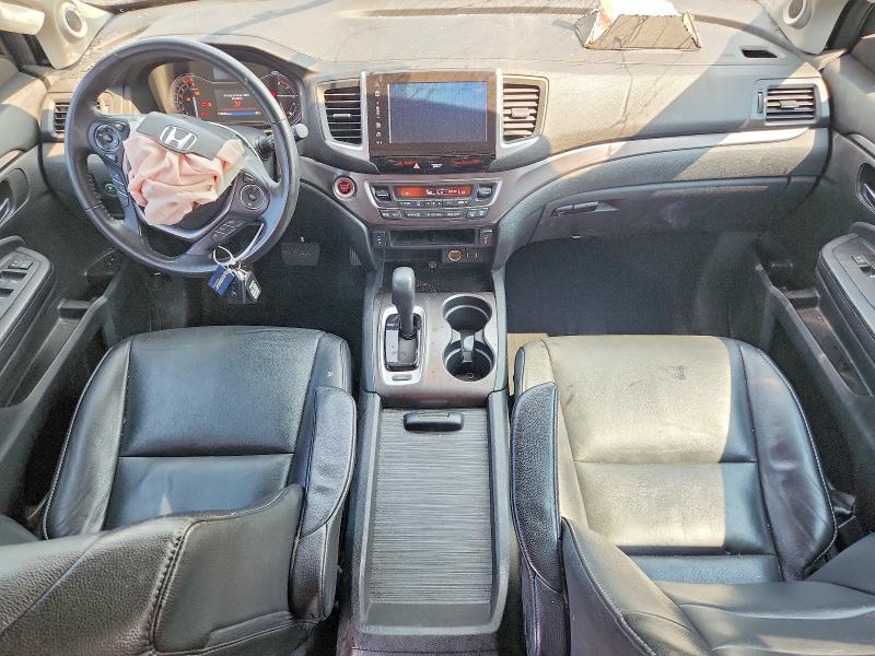Снимка 8 от търг – 2017 HONDA PILOT с VIN 5FNYF5H50HB012709