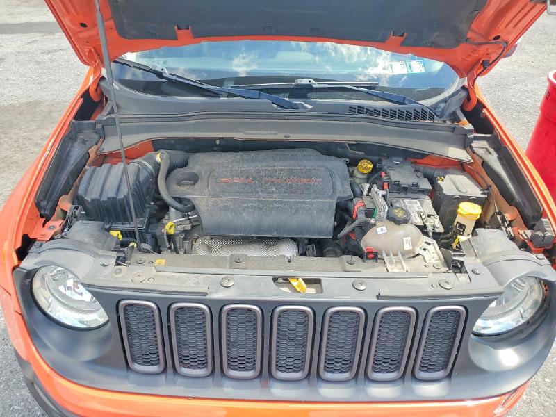 Zdjęcie 12 z aukcji – 2016 JEEP RENEGADE z VIN ZACCJBCT6GPD41287