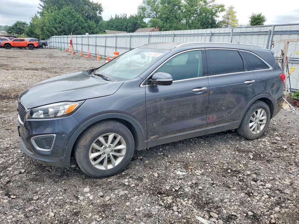 KIA SORENTO 2018 with VIN 5XYPGDA39JG364794 - Photo from auction