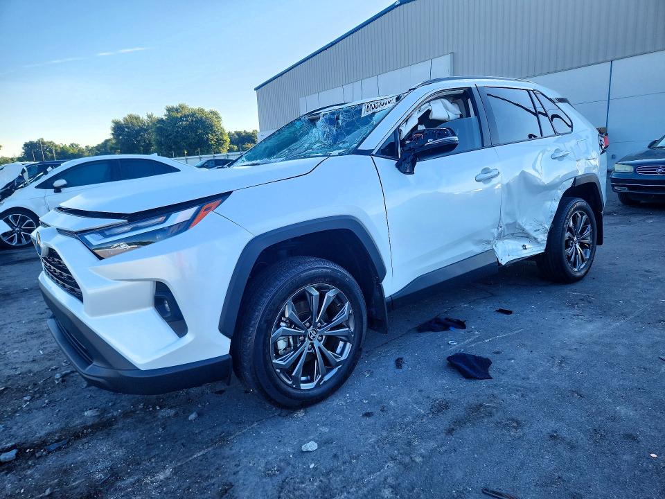 TOYOTA RAV4 2024 z numerem VIN 4T3B6RFV1RU162050 - Zdjęcie z aukcji