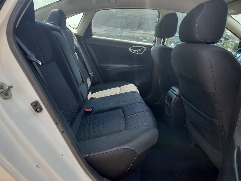 Photo 10 from auction – 2017 NISSAN SENTRA with VIN 3N1AB7AP9HY257679
