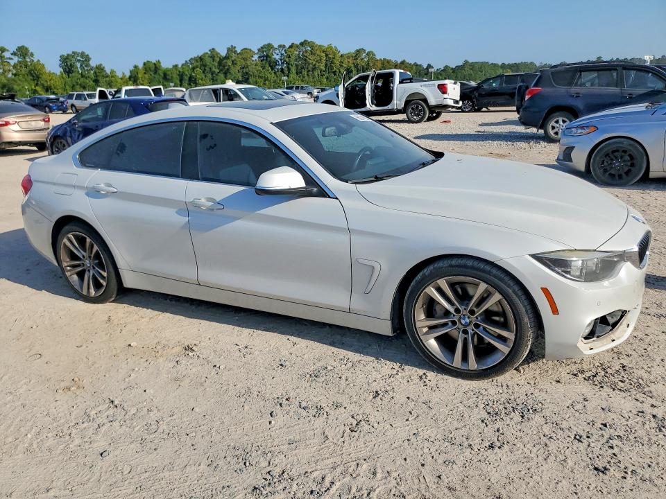 Photo 4 from auction – 2018 BMW 440I with VIN WBA4J5C55JBF06366