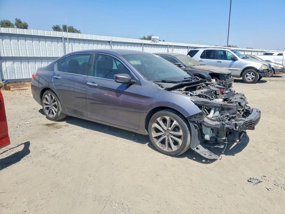 Photo 4 from auction – 2014 HONDA ACCORD with VIN 1HGCR2F59EA061710