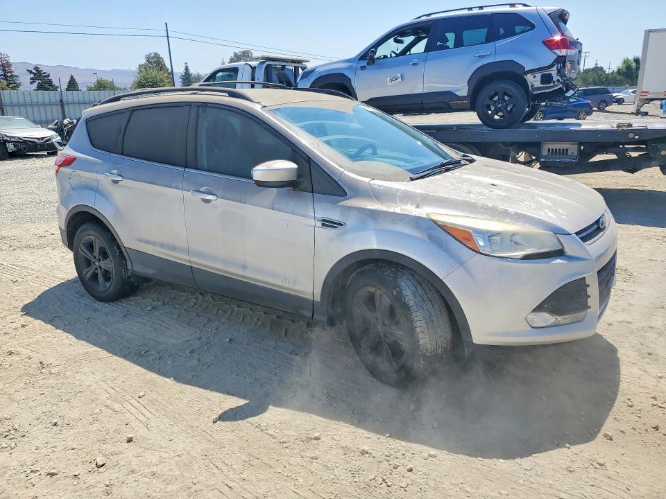 Photo 4 from auction – 2014 FORD ESCAPE with VIN 1FMCU0GX3EUA85044