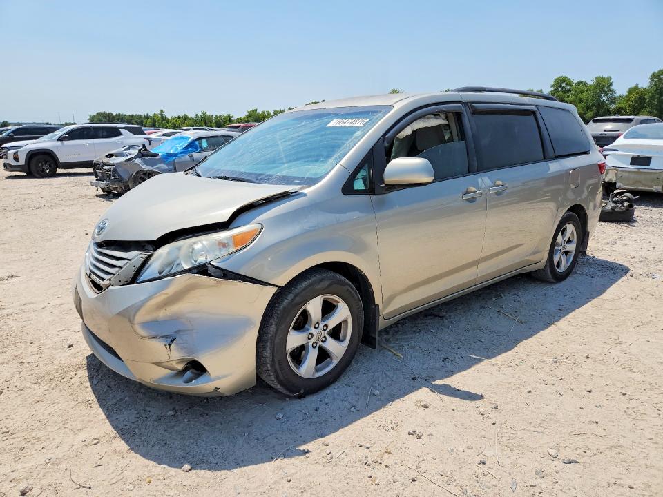 TOYOTA SIENNA 2015 with VIN 5TDKK3DC9FS541126 - Photo from auction