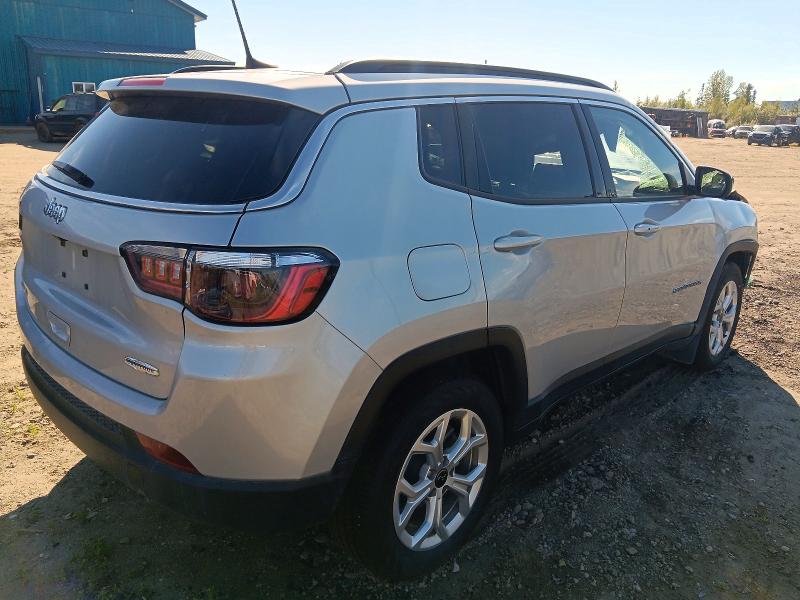 Photo 3 from auction – 2025 JEEP COMPASS with VIN 3C4NJDBN4ST571998