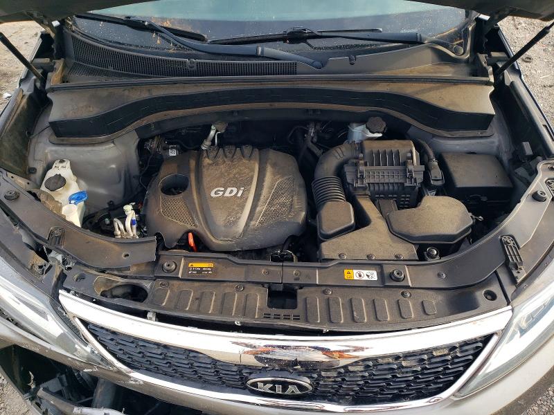 Photo 12 from auction – 2015 KIA SORENTO with VIN 5XYKT3A60FG575562