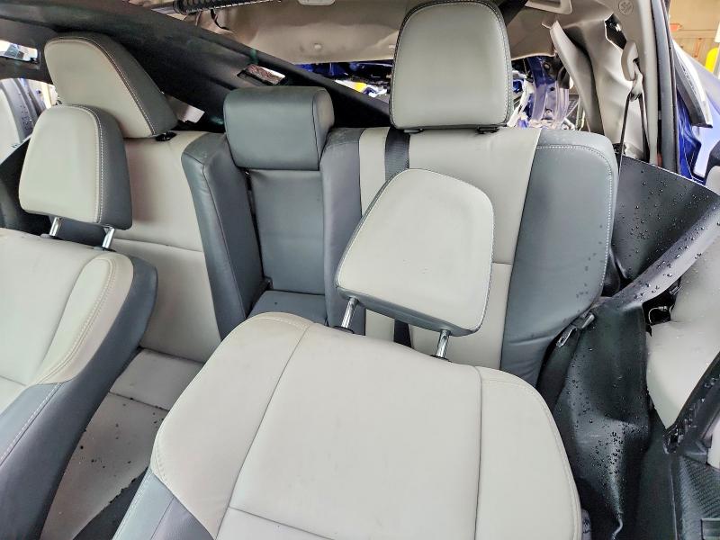 Photo 10 from auction – 2015 TOYOTA RAV4 with VIN 2T3DFREV9FW327865