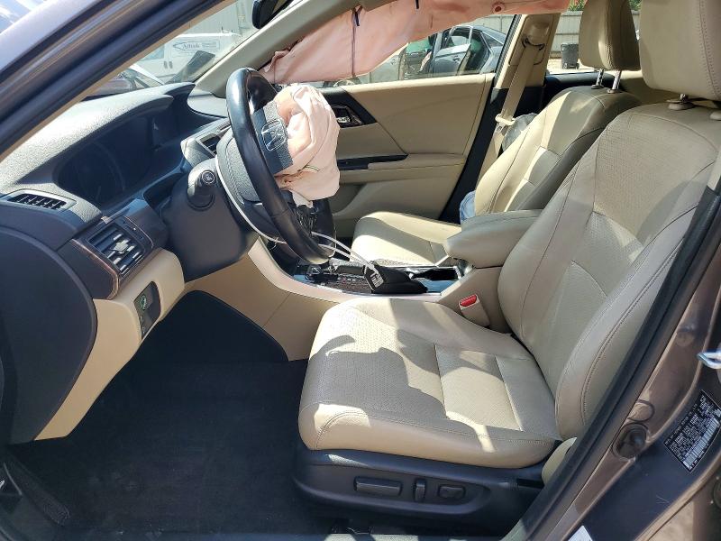 Photo 7 from auction – 2017 HONDA ACCORD with VIN JHMCR6F52HC011535