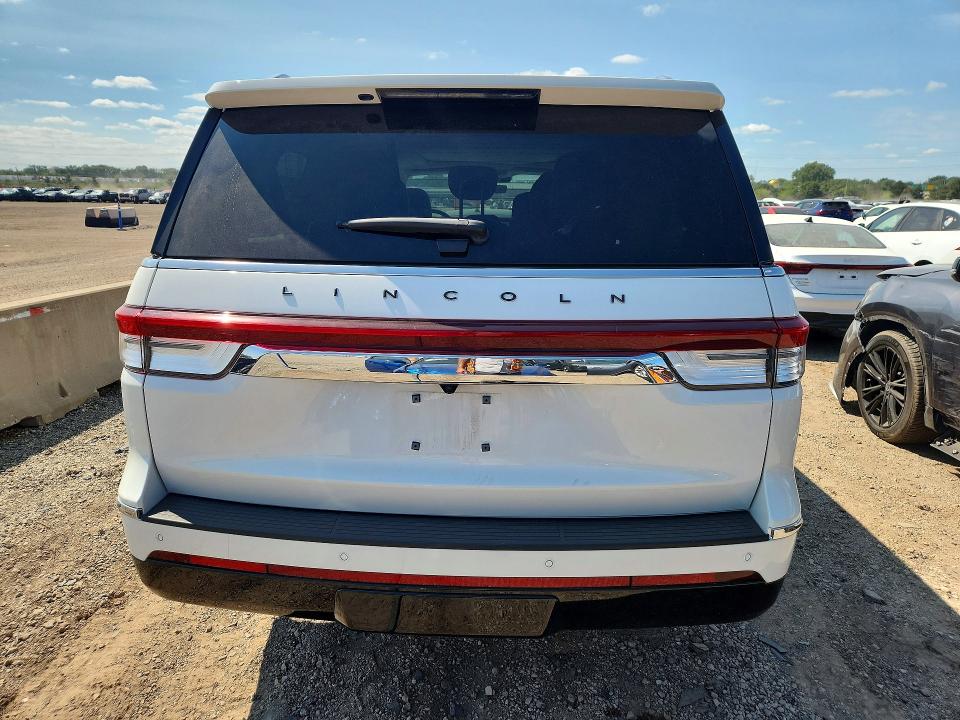 Photo 6 from auction – 2024 LINCOLN NAVIGATOR with VIN 5LMJJ3TGXREL21886