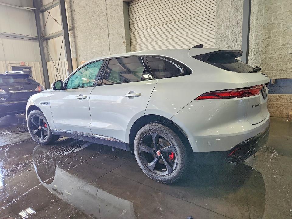Photo 2 from auction – 2021 JAGUAR F-PACE with VIN SADCJ2EX7MA669205