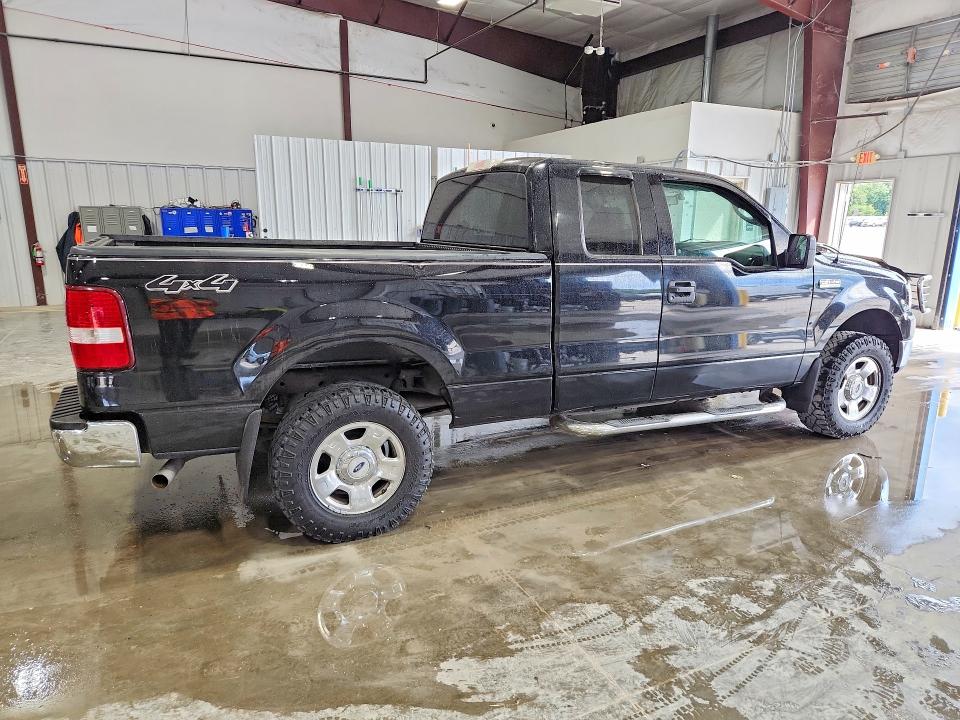 Photo 3 from auction – 2004 FORD F150 with VIN 1FTRX14W54NA62445