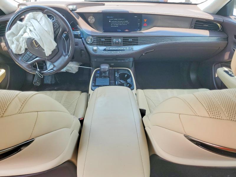 Photo 8 from auction – 2018 LEXUS LS 500 with VIN JTHC51FF2J5004280