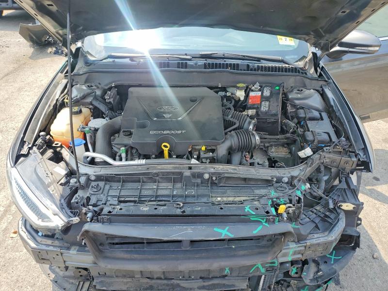 Photo 11 from auction – 2017 FORD FUSION with VIN 3FA6P0VPXHR417297