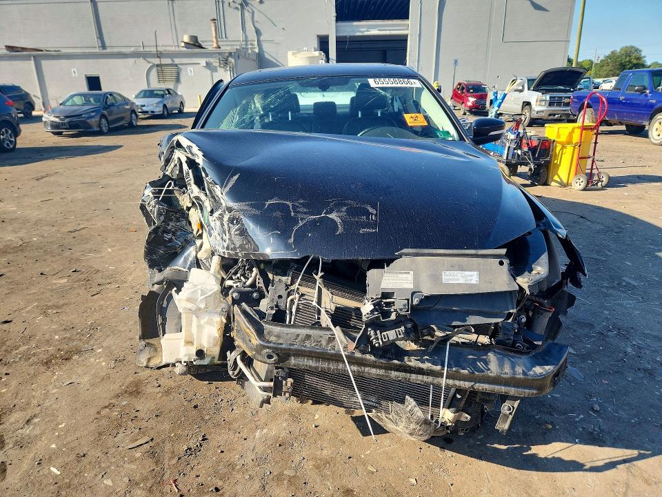 Photo 5 from auction – 2017 VOLKSWAGEN JETTA with VIN 3VWL17AJ6HM214393