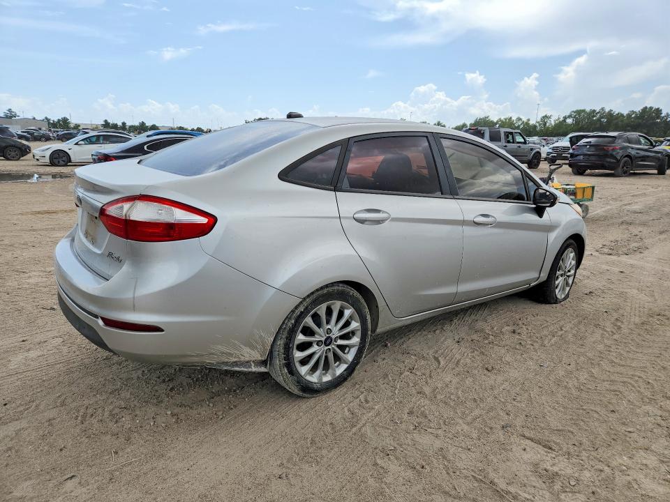 Photo 3 from auction – 2015 FORD FIESTA with VIN 3FADP4BJ5FM126604