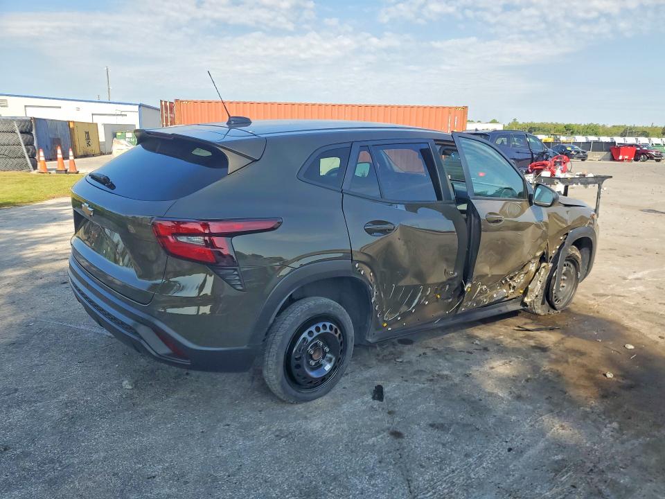 Photo 3 from auction – 2024 CHEVROLET TRAX with VIN KL77LFE20RC191432