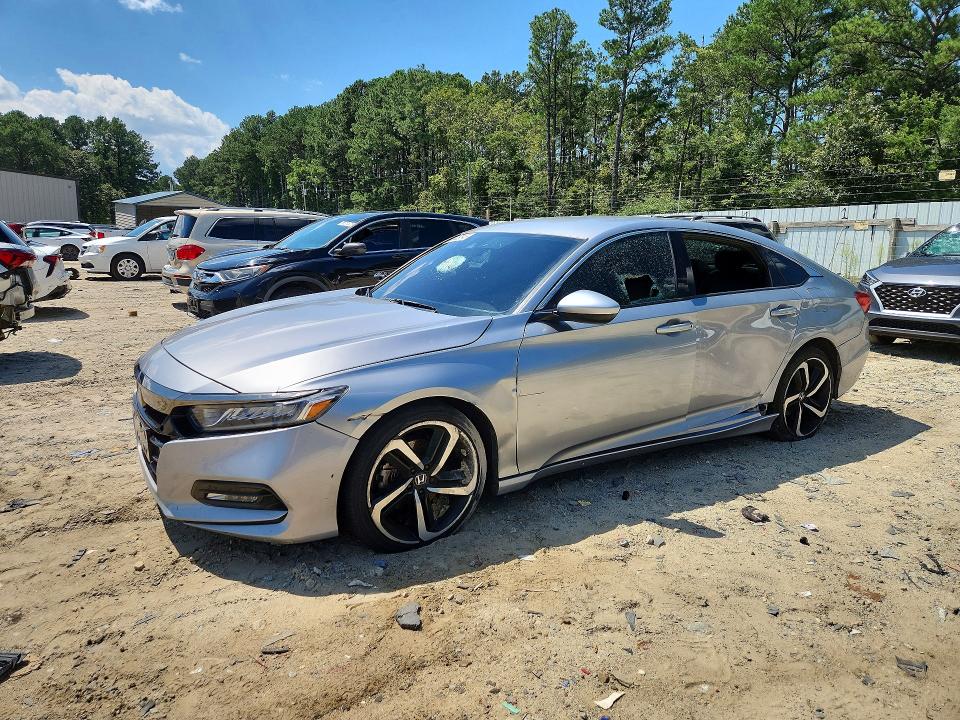 HONDA ACCORD 2018 with VIN 1HGCV1F38JA251271 - Photo from auction