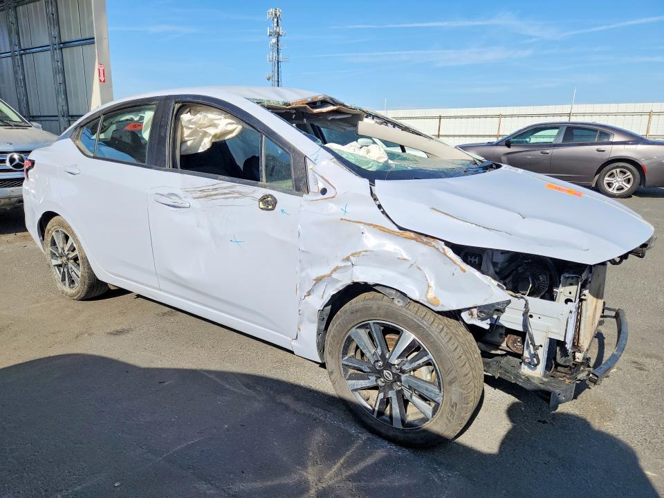 Photo 4 from auction – 2025 NISSAN VERSA with VIN 3N1CN8EV3SL812581