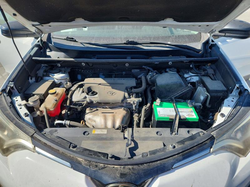 Photo 11 from auction – 2018 TOYOTA RAV4 with VIN 2T3ZFREV2JW415106