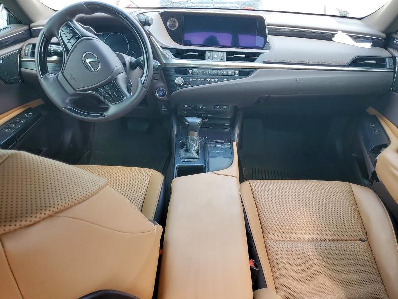 Photo 8 from auction – 2021 LEXUS ES with VIN 58ADA1C13MU008752