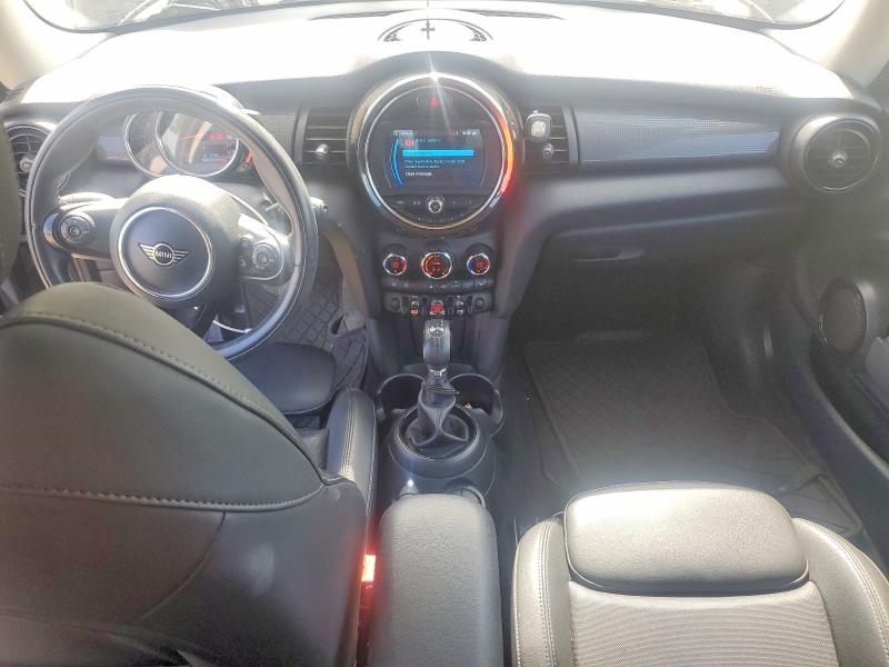 Photo 8 from auction – 2019 MINI COOPER with VIN WMWXP5C53K2H30264