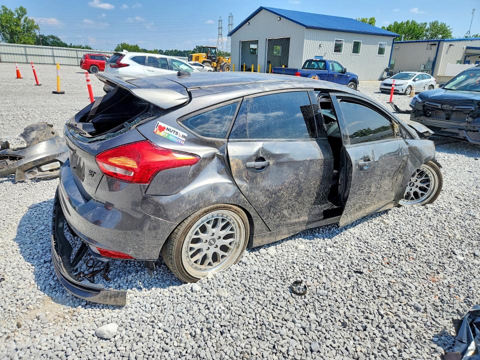 Photo 3 from auction – 2016 FORD FOCUS with VIN 1FADP3L90GL226949