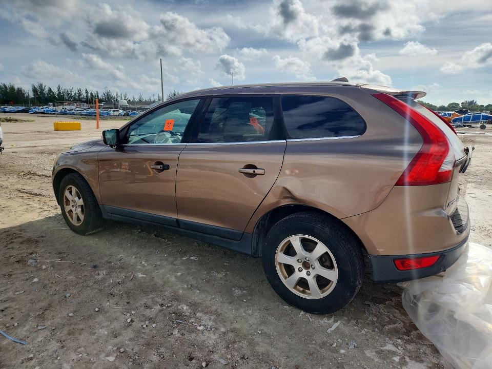 Photo 2 from auction – 2011 VOLVO XC60 with VIN YV4952DL6B2223947