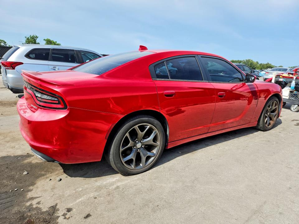 Photo 3 from auction – 2015 DODGE CHARGER with VIN 2C3CDXHG8FH852312