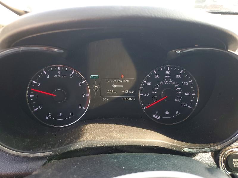 Photo 9 from auction – 2017 KIA FORTE with VIN 3KPFL4A77HE103567