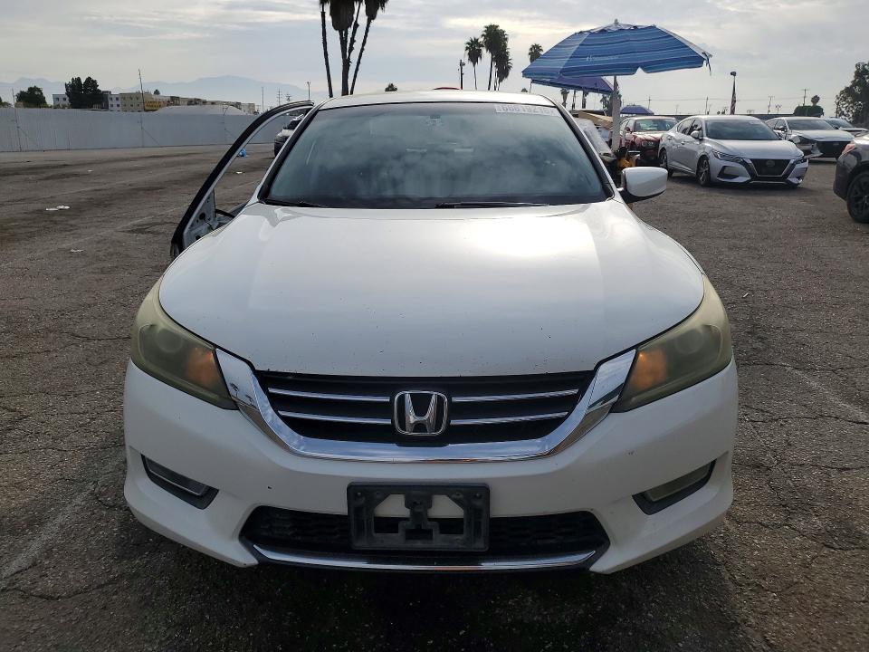 Photo 5 from auction – 2013 HONDA ACCORD with VIN 1HGCR2F59DA221342