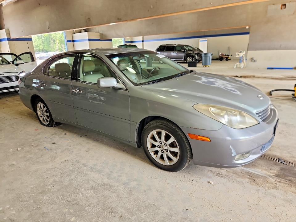 Photo 4 from auction – 2003 LEXUS ES with VIN JTHBF30GX30105122