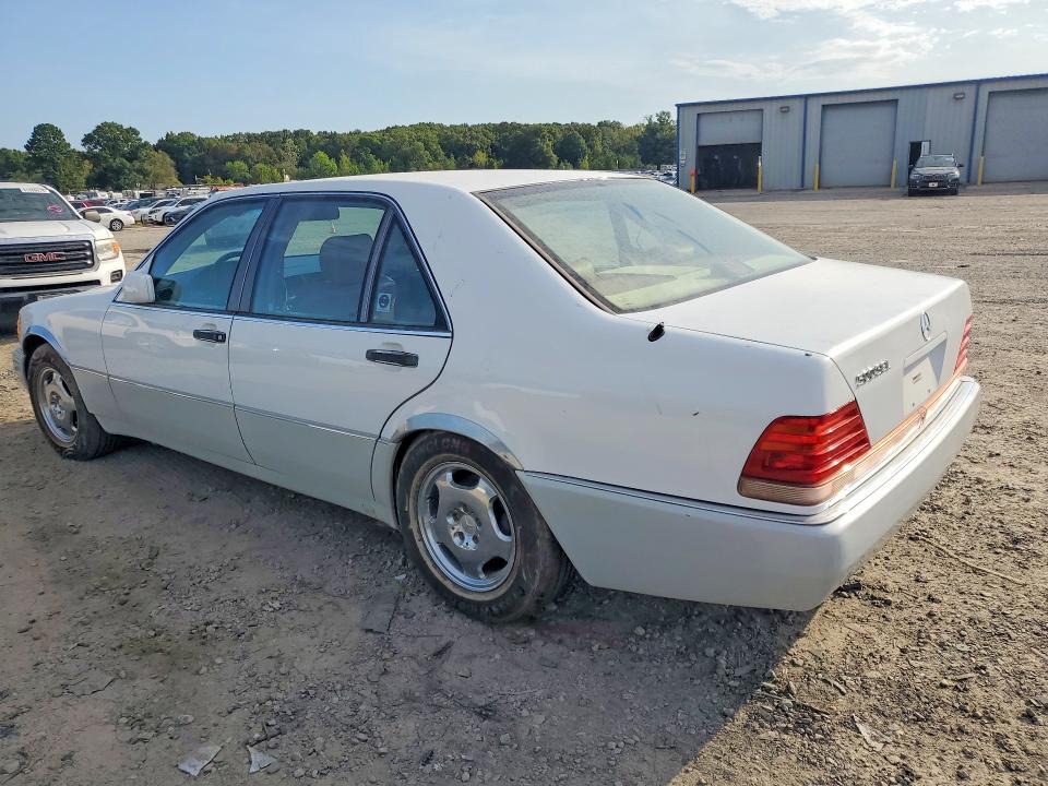 Снимка 2 от търг – 1992 MERCEDES-BENZ 500 с VIN WDBGA51E1NA033673