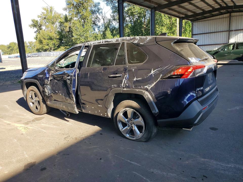 Photo 2 from auction – 2020 TOYOTA RAV4 with VIN JTMDWRFV6LD540425