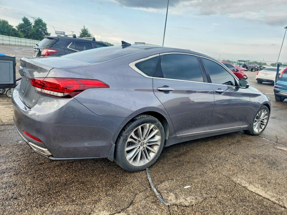 Photo 3 from auction – 2016 HYUNDAI GENESIS with VIN KMHGN4JEXGU134384