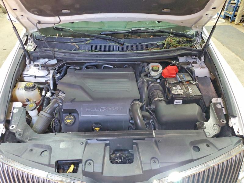 Photo 12 from auction – 2016 LINCOLN MKT with VIN 2LMHJ5AT3GBL03126
