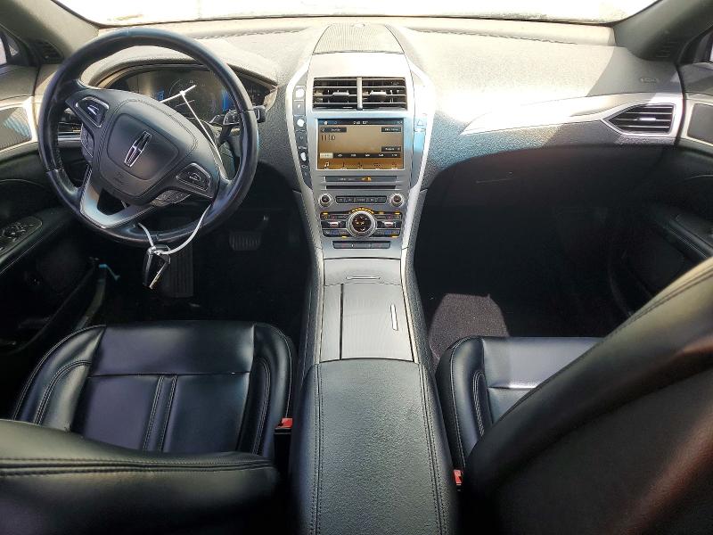 Photo 8 from auction – 2017 LINCOLN MKZ with VIN 3LN6L5KU7HR620320