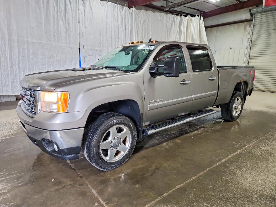 GMC SIERRA 2013 with VIN 1GT120CG8DF188602 - Photo from auction
