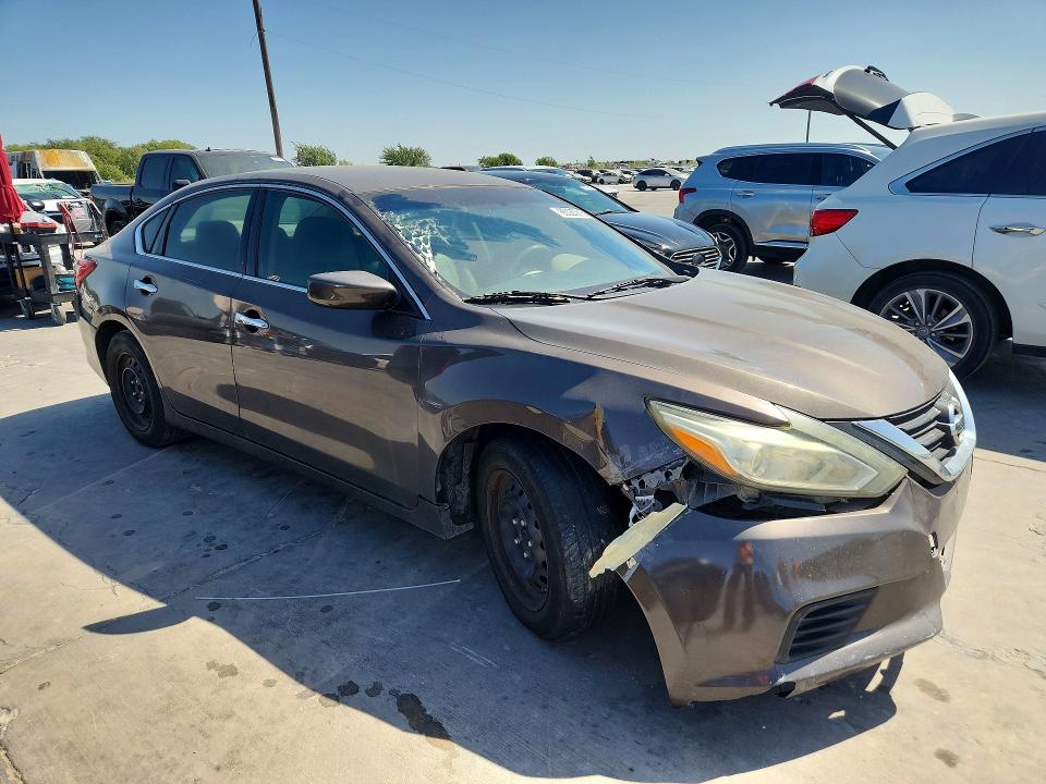 صورة رقم 4 من المزاد - 2016 NISSAN ALTIMA مع VIN 1N4AL3AP8GN330755