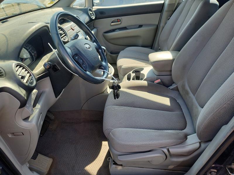Photo 7 from auction – 2007 KIA RONDO with VIN KNAFG526X77066140