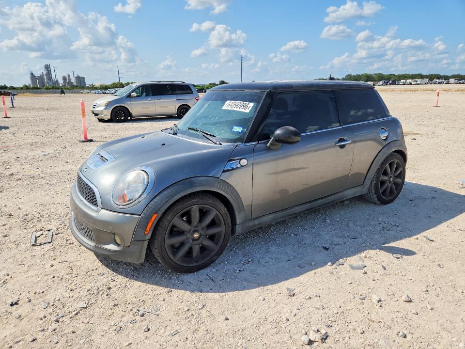 MINI COOPER 2008 with VIN WMWMF73568TT89203 - Photo from auction