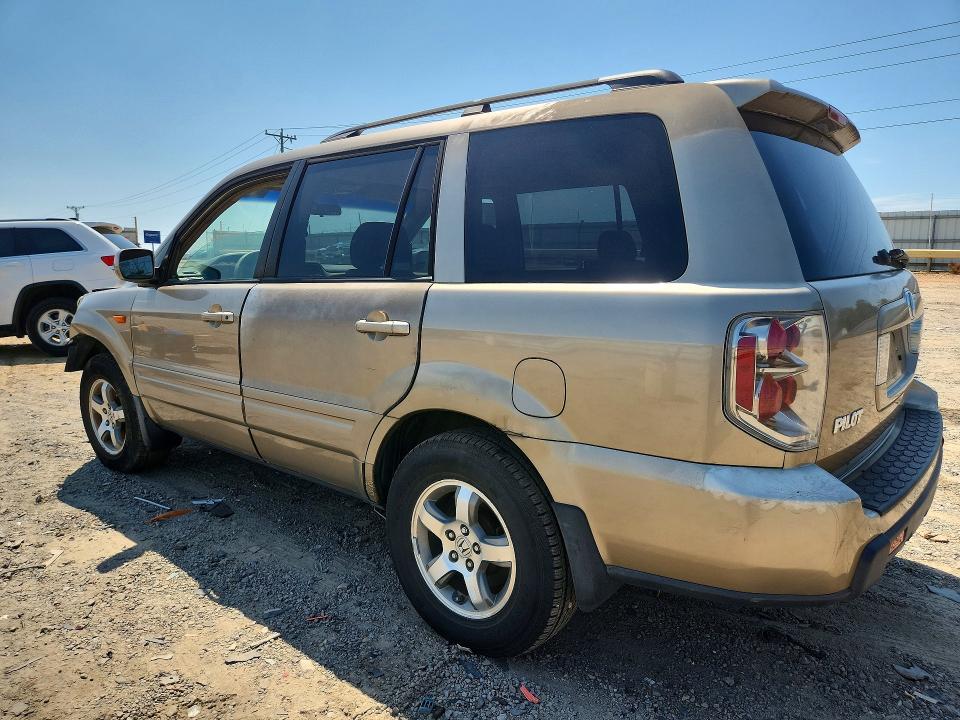 Photo 2 from auction – 2006 HONDA PILOT with VIN 2HKYF18426H564923