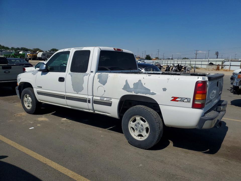 Photo 2 from auction – 2002 CHEVROLET 1500 SILVERADO with VIN 2GCEK19T321141378