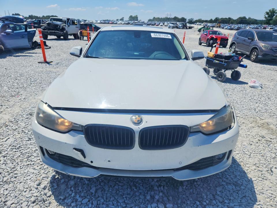 Photo 5 from auction – 2015 BMW 328 with VIN WBA3A5C50FF609901