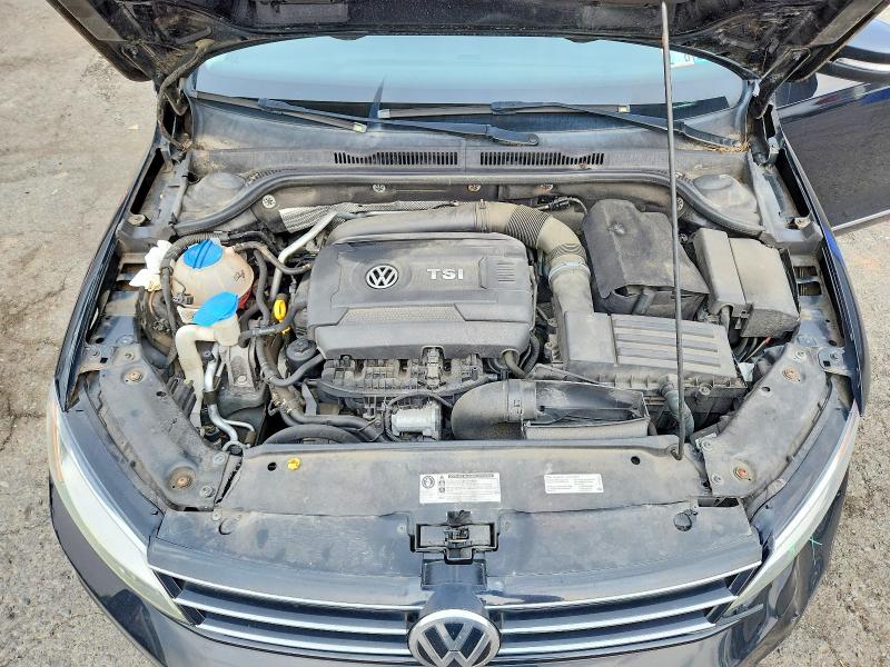 Photo 11 from auction – 2017 VOLKSWAGEN JETTA with VIN 3VWL17AJ5HM390741