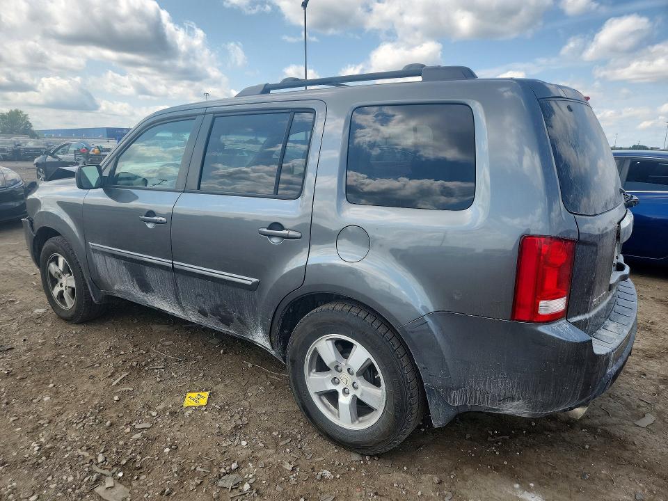 Photo 2 from auction – 2011 HONDA PILOT with VIN 5FNYF4H5XBB083773